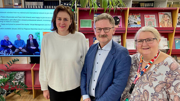 Fra venstre redaktørene Pascale Peters, Svein Bergum og Tone Vold.