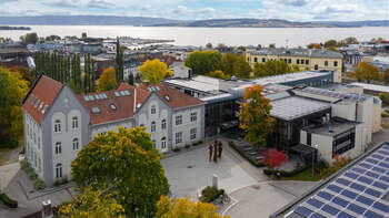 Hamar is a beautful and urban city, that is also surrounded by nature. It has about 30,000 inhabitants.