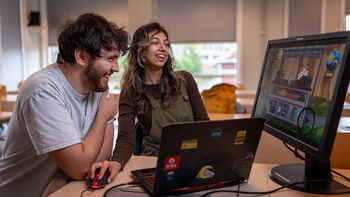 The Game School has a very social environment, where students meet up to work on joint projects or to hang out.