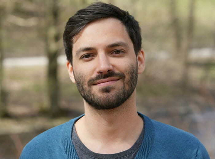 Benjamin Mosli, MFA kull 4 - visuell design
