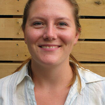 K4 Manus Kathrine Valen
