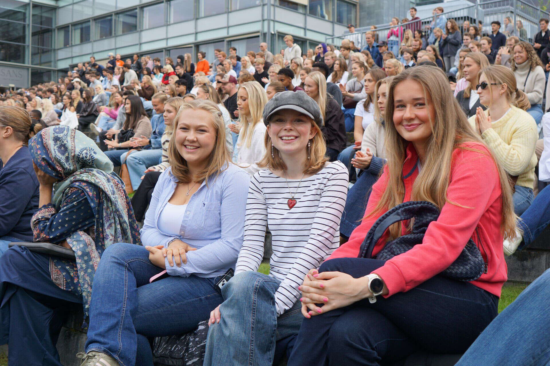 Smilende studenter. 