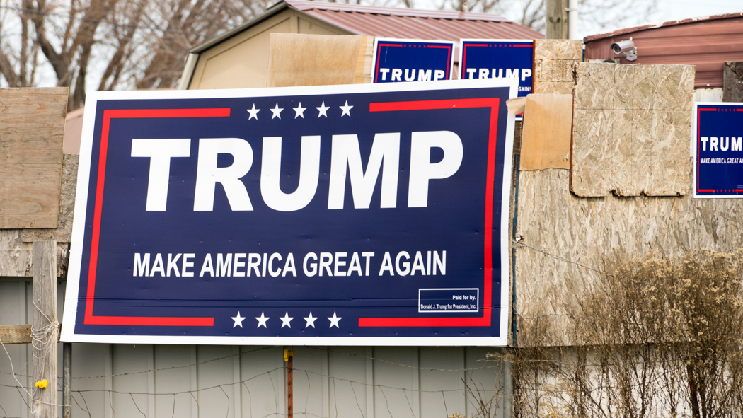 Reklameskilt for Trump-kampanjen 