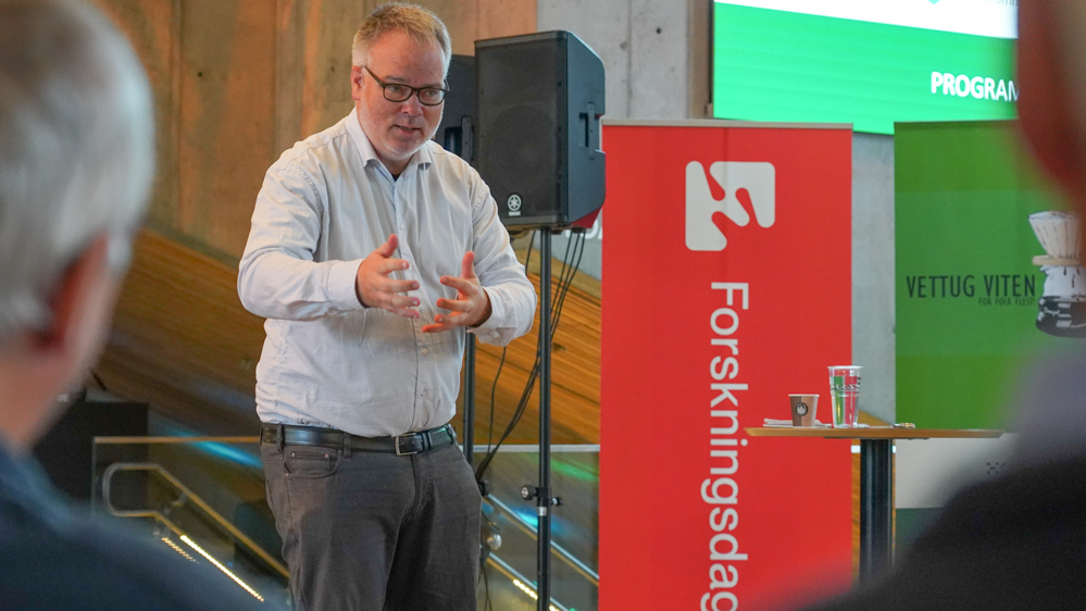 Lars Fredrik Øksendal på Vettug viten 
