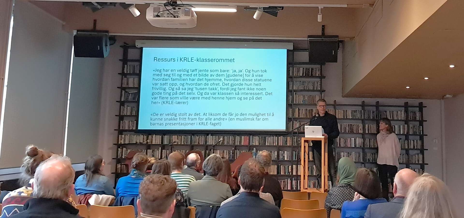 Ole Kolbjørn Kjørven og Hildegunn Valen Kleive presenterer