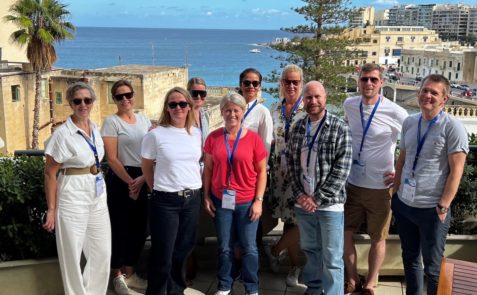 Gruppebilde av deltakerne samla på Malta