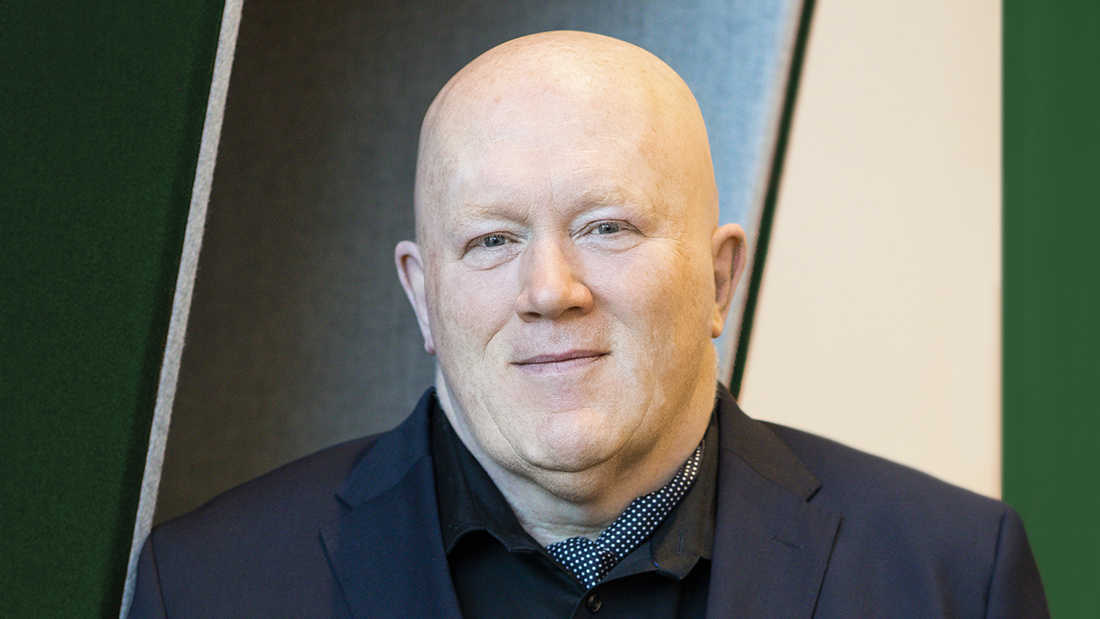 Portrettfoto Peer Jacob Svenkerud. 