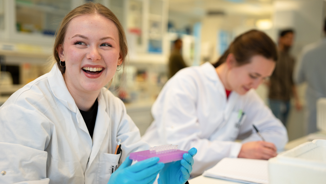 Studenter på labben 