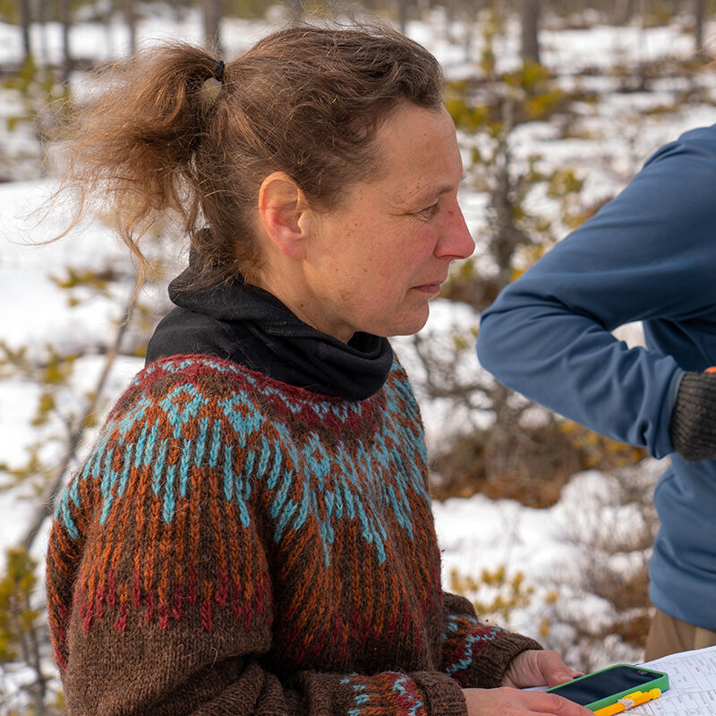 Barbara Zimmermann på elgmerking. 