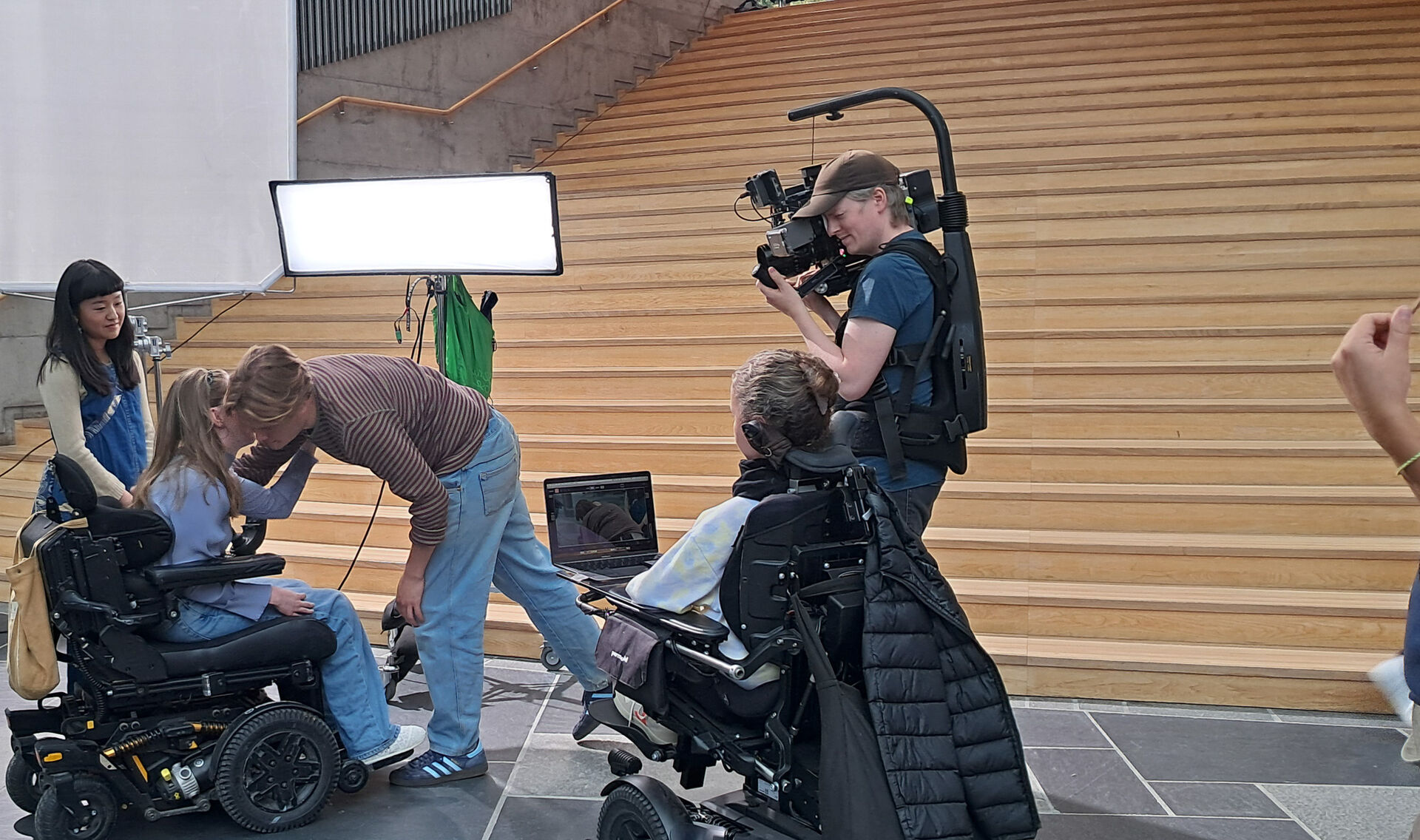 Bilde fra innspillingen av filmen på Storhove på Lillehammer.