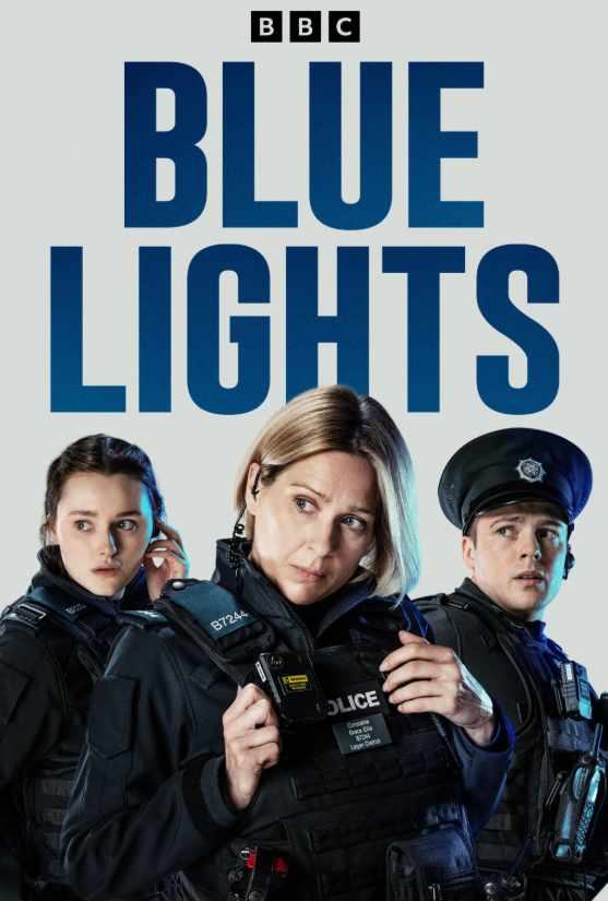 Reklameplakat for serien Blue lights med tre politifolk