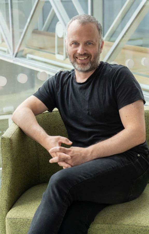 Bilde av instituttleder Jo Sondre Moseng
