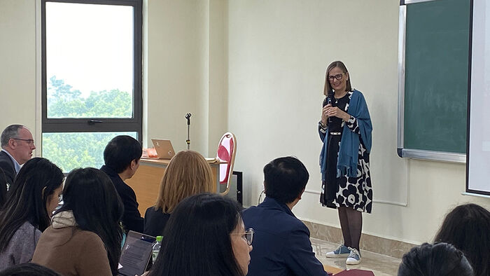 Kerstin Söderström åpner Winter School i Hanoi i januar 2023. 