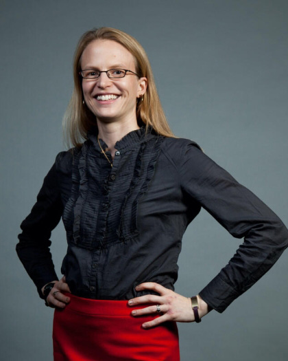 Portrett Laura Saetveit Miles, UIB