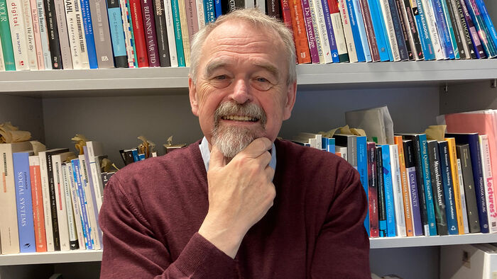 Portrett av professor Yngve Nordkvelle