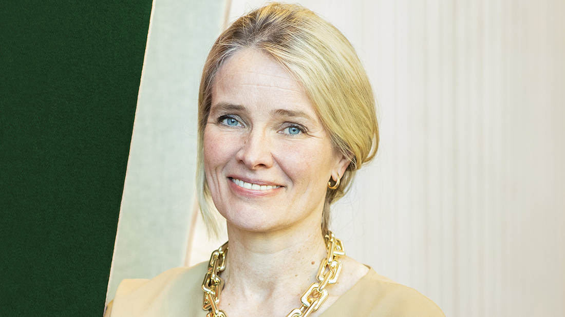 Portrettfoto av prorektor utdanning Stine Grønvold. 